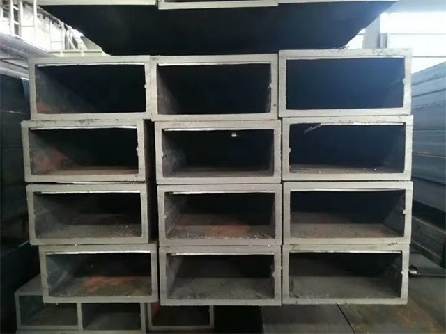 仁寿Q235冷拔方管材质特点 适用工程场景分析